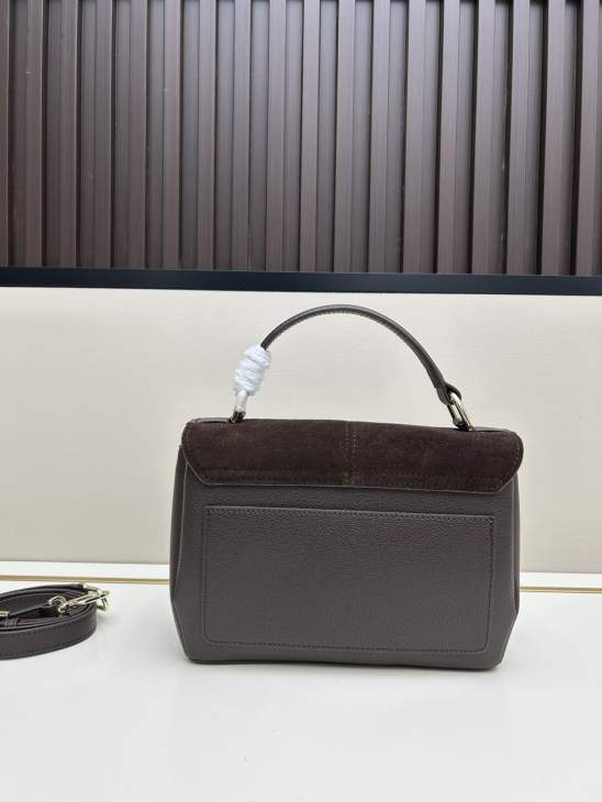 Picture of Furla Handbags _SKUfw217418325fw